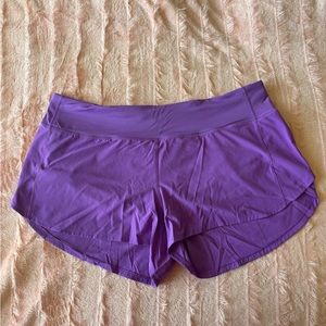 Lululemon Moonlit Magenta 4in Speedups